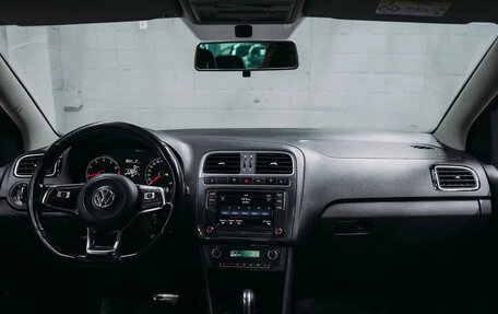 Volkswagen Polo VI (EU Market), 2018 год, 625 000 рублей, 10 фотография