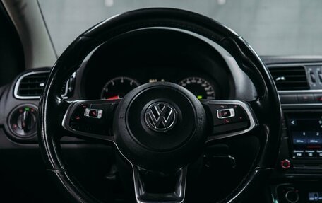 Volkswagen Polo VI (EU Market), 2018 год, 625 000 рублей, 11 фотография