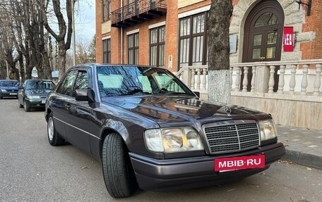 Mercedes-Benz E-Класс, 1993 год, 2 000 000 рублей, 4 фотография