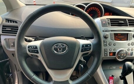 Toyota Verso I, 2011 год, 1 250 000 рублей, 15 фотография