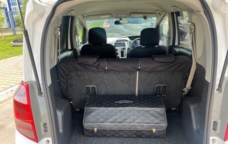 Toyota Ractis I, 2008 год, 480 000 рублей, 7 фотография