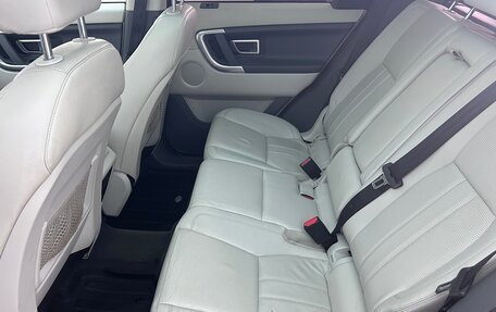 Land Rover Discovery Sport I рестайлинг, 2017 год, 2 379 000 рублей, 14 фотография