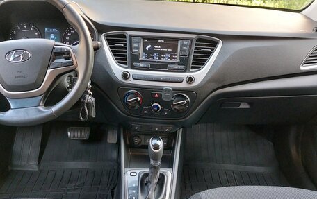 Hyundai Solaris II рестайлинг, 2017 год, 1 368 000 рублей, 14 фотография