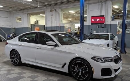 BMW 5 серия, 2022 год, 6 226 000 рублей, 3 фотография