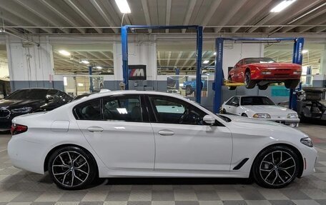 BMW 5 серия, 2022 год, 6 226 000 рублей, 5 фотография