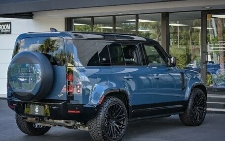 Land Rover Defender II, 2022 год, 7 397 796 рублей, 4 фотография