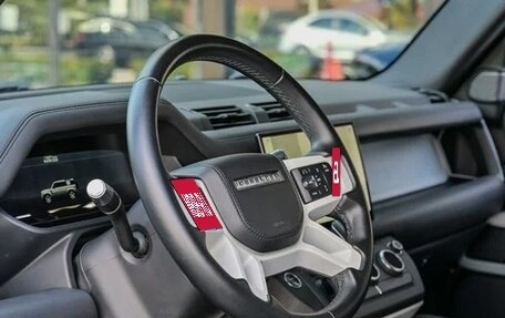 Land Rover Defender II, 2022 год, 7 397 796 рублей, 14 фотография