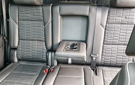 Cadillac Escalade V, 2023 год, 13 700 000 рублей, 9 фотография