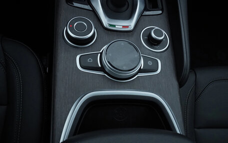 Alfa Romeo Giulia II, 2021 год, 3 048 736 рублей, 24 фотография