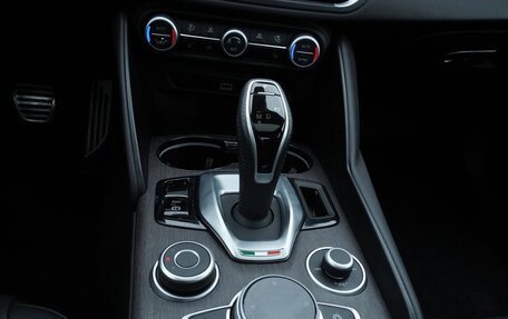 Alfa Romeo Giulia II, 2021 год, 3 048 736 рублей, 23 фотография
