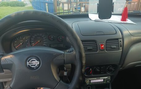Nissan Almera, 2001 год, 315 000 рублей, 2 фотография