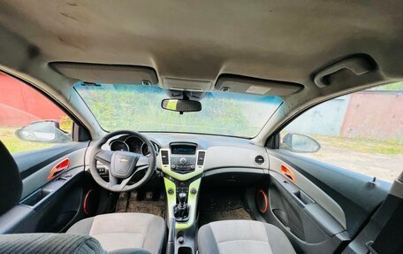 Chevrolet Cruze II, 2009 год, 220 000 рублей, 2 фотография