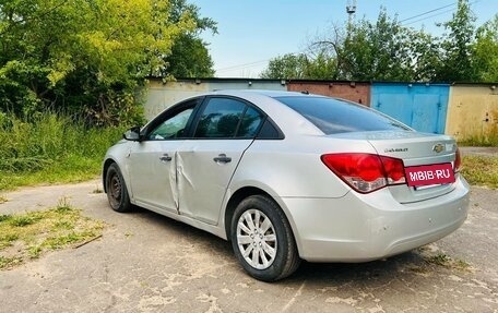 Chevrolet Cruze II, 2009 год, 220 000 рублей, 3 фотография