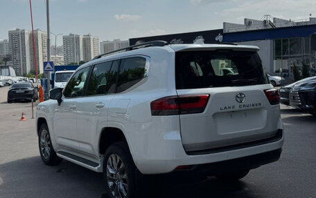 Toyota Land Cruiser, 2025 год, 12 800 000 рублей, 2 фотография