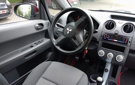 Mitsubishi Colt VI рестайлинг, 2007 год, 450 000 рублей, 10 фотография