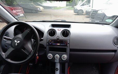 Mitsubishi Colt VI рестайлинг, 2007 год, 450 000 рублей, 11 фотография
