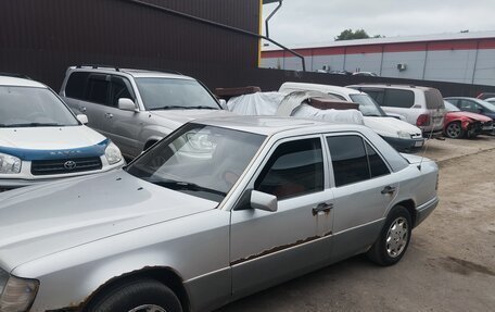 Mercedes-Benz E-Класс, 1993 год, 250 000 рублей, 7 фотография