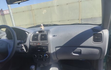 Hyundai Accent II, 2002 год, 280 000 рублей, 10 фотография