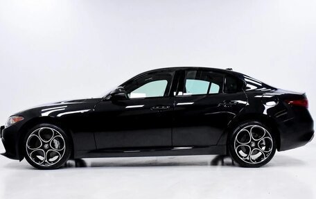 Alfa Romeo Giulia II, 2022 год, 4 439 428 рублей, 6 фотография