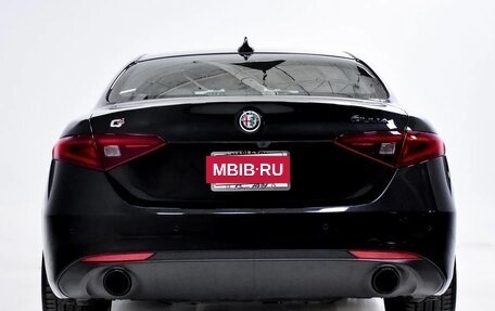 Alfa Romeo Giulia II, 2022 год, 4 439 428 рублей, 9 фотография