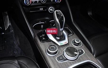 Alfa Romeo Giulia II, 2022 год, 4 439 428 рублей, 19 фотография