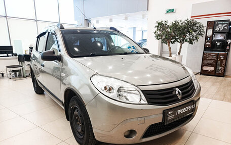 Renault Sandero I, 2011 год, 730 000 рублей, 7 фотография