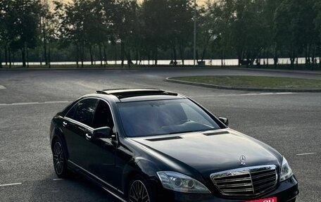 Mercedes-Benz S-Класс, 2006 год, 950 000 рублей, 3 фотография