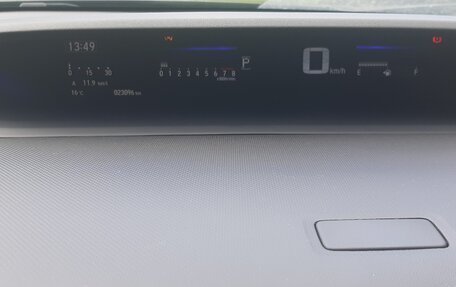 Honda Stepwgn IV, 2018 год, 2 500 000 рублей, 15 фотография