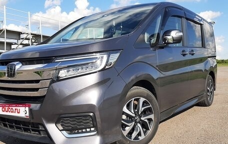 Honda Stepwgn IV, 2018 год, 2 500 000 рублей, 12 фотография