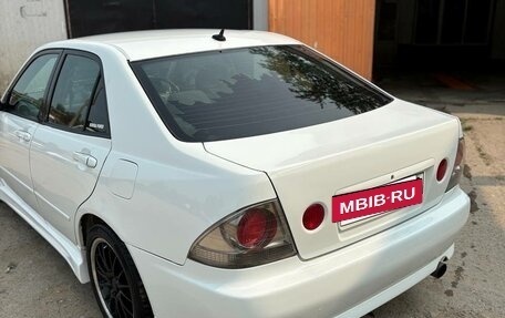 Toyota Altezza, 1999 год, 719 999 рублей, 2 фотография