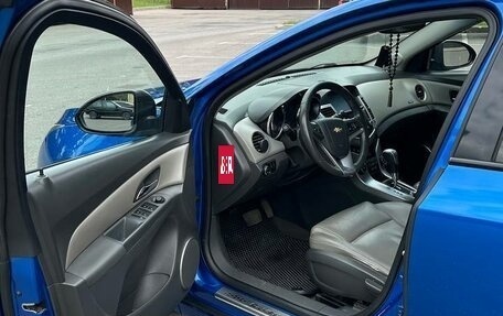Chevrolet Cruze II, 2009 год, 750 000 рублей, 9 фотография