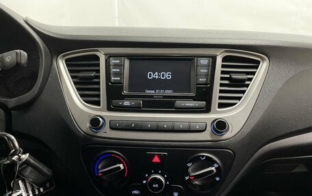 Hyundai Solaris II рестайлинг, 2021 год, 1 580 000 рублей, 17 фотография