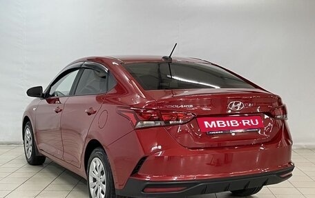 Hyundai Solaris II рестайлинг, 2021 год, 1 580 000 рублей, 6 фотография