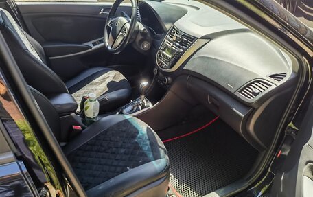 Hyundai Solaris II рестайлинг, 2013 год, 769 000 рублей, 13 фотография