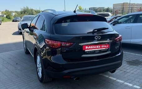 Infiniti QX70, 2013 год, 1 990 000 рублей, 4 фотография