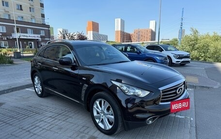Infiniti QX70, 2013 год, 1 990 000 рублей, 3 фотография