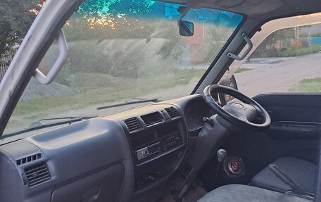 Mazda Bongo IV, 2003 год, 445 000 рублей, 12 фотография