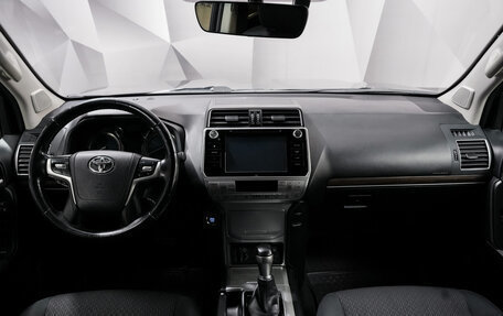 Toyota Land Cruiser Prado 150 рестайлинг 2, 2019 год, 4 541 000 рублей, 11 фотография
