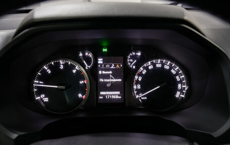 Toyota Land Cruiser Prado 150 рестайлинг 2, 2019 год, 4 541 000 рублей, 15 фотография