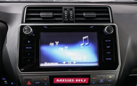 Toyota Land Cruiser Prado 150 рестайлинг 2, 2019 год, 4 541 000 рублей, 18 фотография