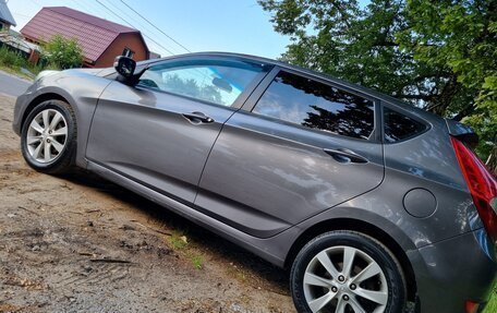 Hyundai Solaris II рестайлинг, 2012 год, 860 000 рублей, 6 фотография