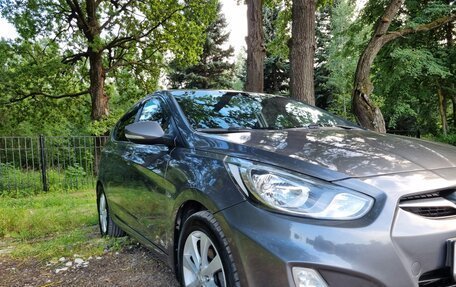 Hyundai Solaris II рестайлинг, 2012 год, 860 000 рублей, 8 фотография