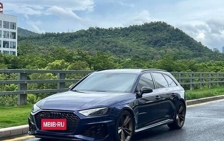 Audi RS 4, 2021 год, 6 950 000 рублей, 6 фотография