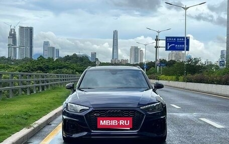 Audi RS 4, 2021 год, 6 950 000 рублей, 9 фотография