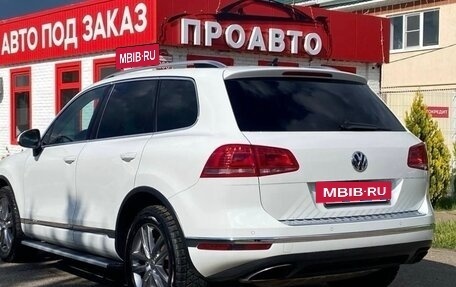 Volkswagen Touareg III, 2015 год, 2 800 000 рублей, 4 фотография