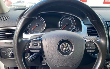 Volkswagen Touareg III, 2015 год, 2 800 000 рублей, 12 фотография