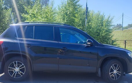 Volkswagen Tiguan I, 2011 год, 1 200 000 рублей, 2 фотография