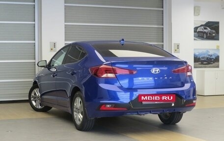 Hyundai Elantra VI рестайлинг, 2019 год, 1 190 000 рублей, 10 фотография