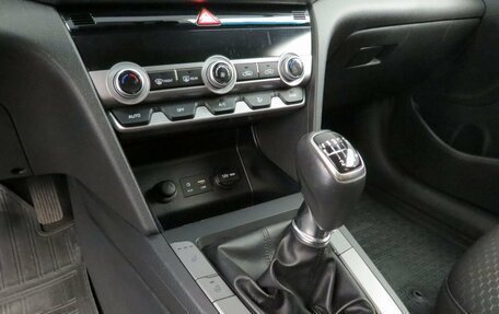Hyundai Elantra VI рестайлинг, 2019 год, 1 190 000 рублей, 17 фотография