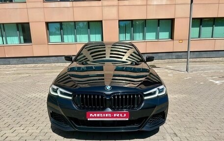 BMW 5 серия, 2020 год, 5 650 000 рублей, 4 фотография